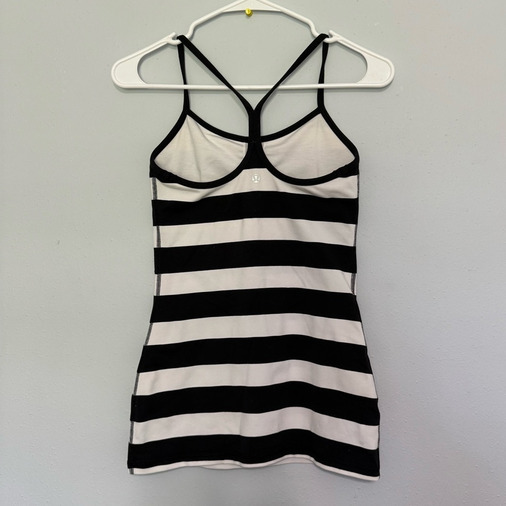 Lululemon Athletica Black and White Tank Top Size 4 - Picture 2 of 8